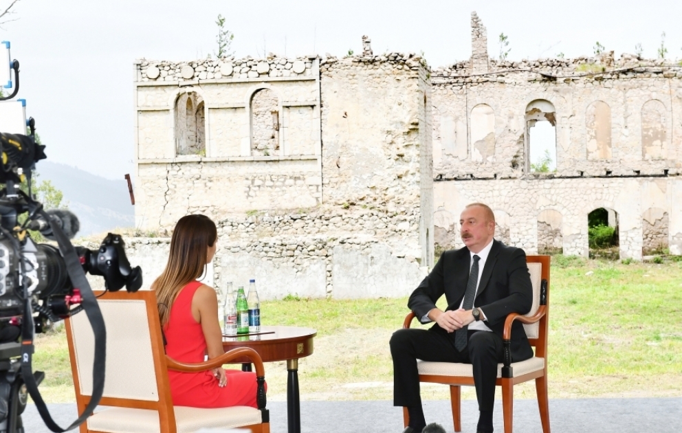 Prezident: Qarabağ erməniləri başa düşməlidirlər ki, Azərbaycan cəmiyyətinin bir hissəsi olaraq normal həyat yaşayacaqlar VİDEO