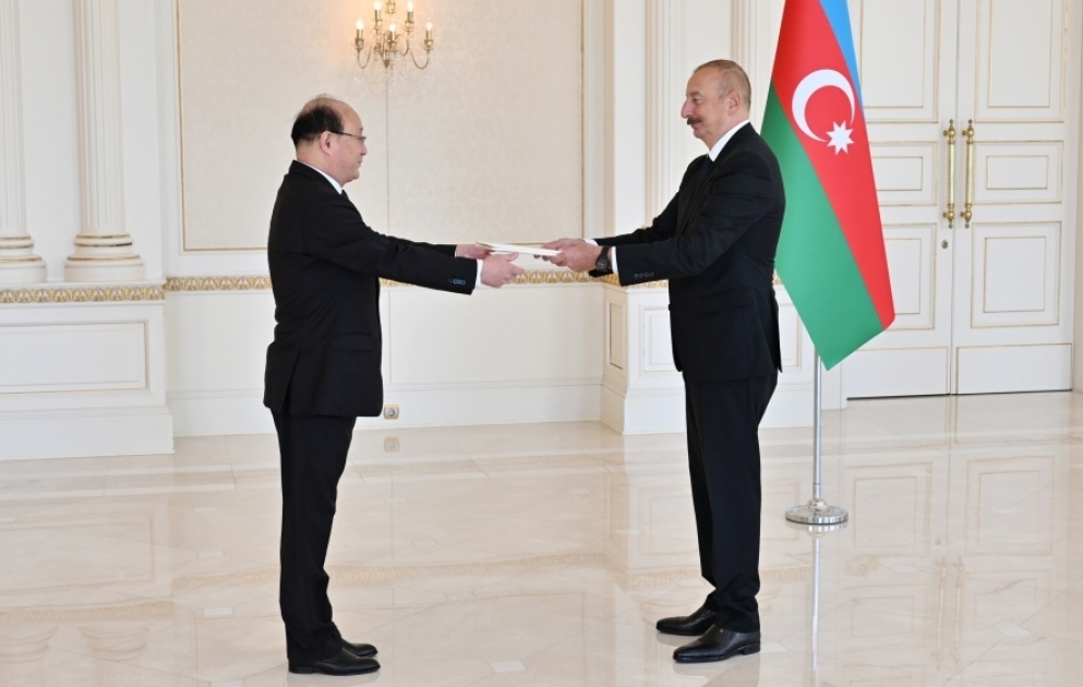 L’ambassadeur de la République populaire démocratique de Corée en Azerbaïdjan remet ses lettres de créance au président Ilham Aliyev  MIS A JOUR VIDEO