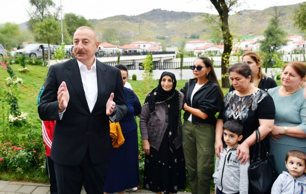 President Ilham Aliyev and First Lady Mehriban Aliyeva got familiarized with works done in village of Zabukh of Lachin and met with villagers VIDEO