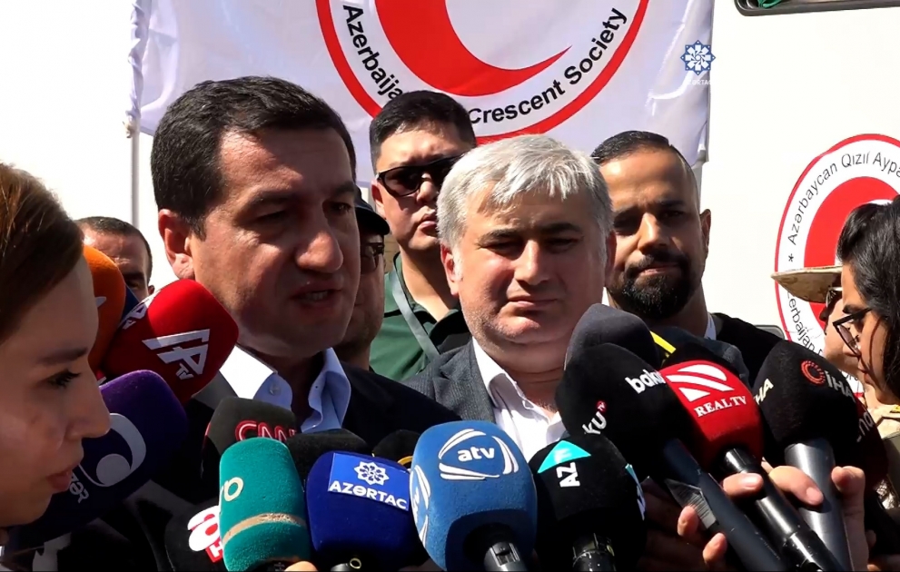 “Onların yalançı humanitar şousunun əsas məqsədi ondan ibarətdir ki, əsl niyyətlərini və xislətlərini gizlətsinlər” – Hikmət Hacıyev VİDEO