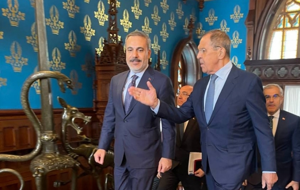 Türkischer Außenminister Hakan Fidan und sein russischer Amtskollege Sergej Lawrow treffen sich in Moskau VIDEO