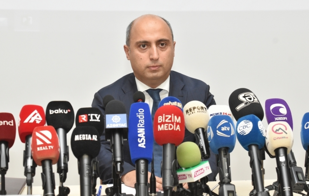 Nazir Emin Əmrullayev: Ölkə üzrə 21180 ibtidai sinif müəllimi bu il sertifikasiyadan uğurla keçib VİDEO