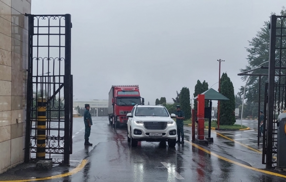 Rusiya Qızıl Xaç Cəmiyyətinin göndərdiyi ərzaq və qeyri-ərzaq məhsulları Ağdam-Əsgəran yolu ilə Xankəndiyə çatdırılacaq  VİDEO