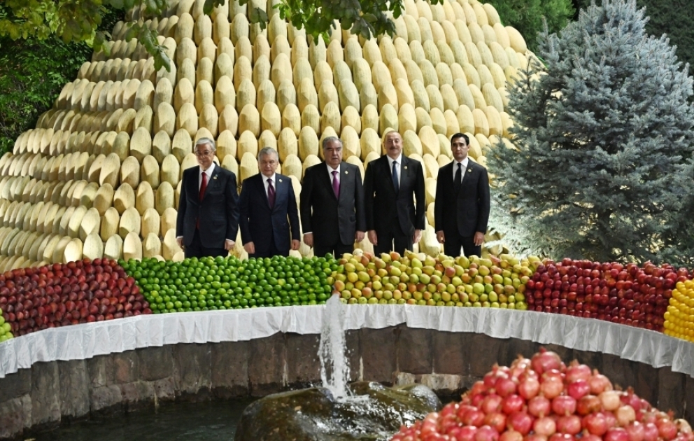 Official reception was hosted in honor of the heads of state in Dushanbe VIDEO