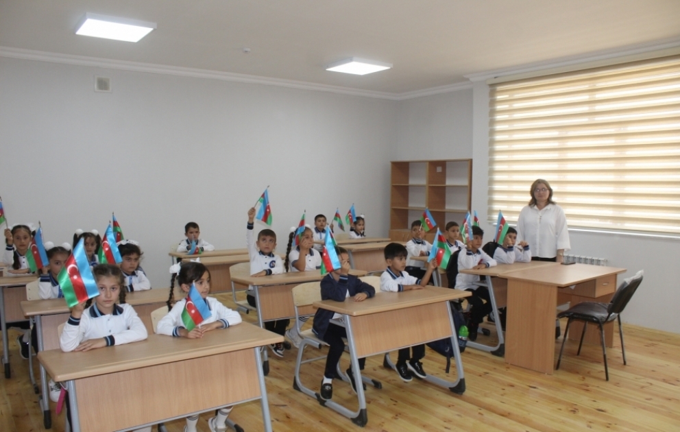 Salyan rayonunun Şorsulu kəndində yeni məktəb binası istifadəyə verilib VİDEO