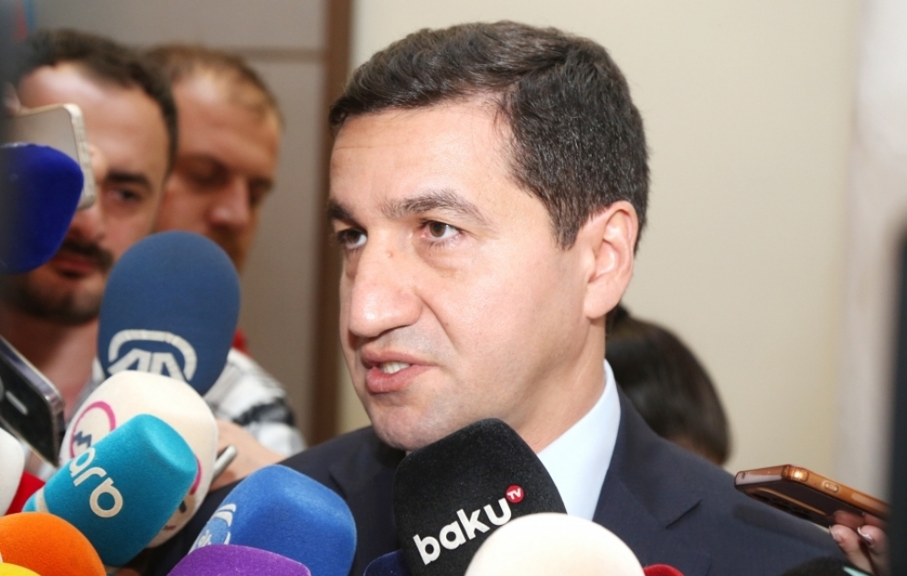 Hikmət Hacıyev: Ermənistan Azərbaycan ərazisindəki qondarma rejimə siyasi və hərbi dəstək göstərirdi VİDEO