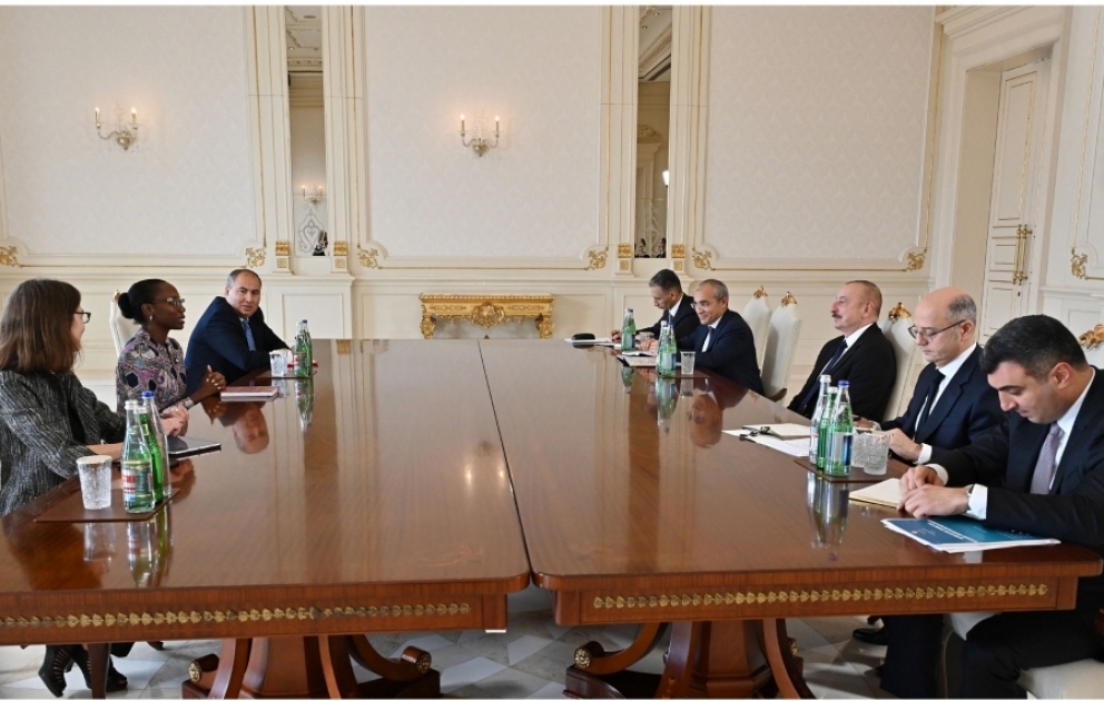President Ilham Aliyev received World Bank Regional Director for South Caucasus VIDEO