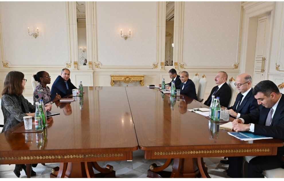 Präsident Ilham Aliyev empfängt Regionaldirektorin der Weltbank für den Südkaukasus  AKTUALISIERT VIDEO