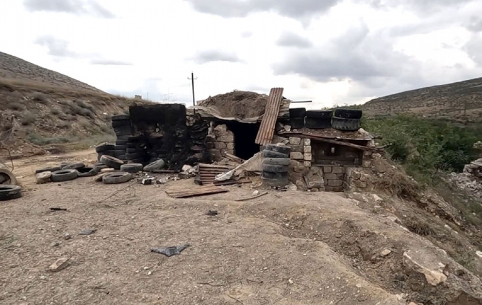 Armenische bewaffnete Einheiten verlassen Kampfposition unweit von Ortschaft Janyatag in Terter Region VIDEO