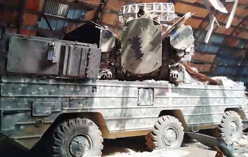 Verteidigungsministerium veröffentlicht Video über von illegalen armenischen Formationen beschlagnahmte militärische Ausrüstung, Waffen und Munition VIDEO