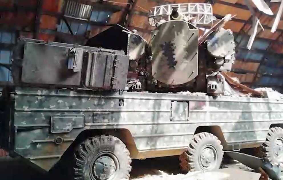 Equipements militaires, armes et munitions confisqués aux groupes armés arméniens dans la région du Karabagh VIDEO
