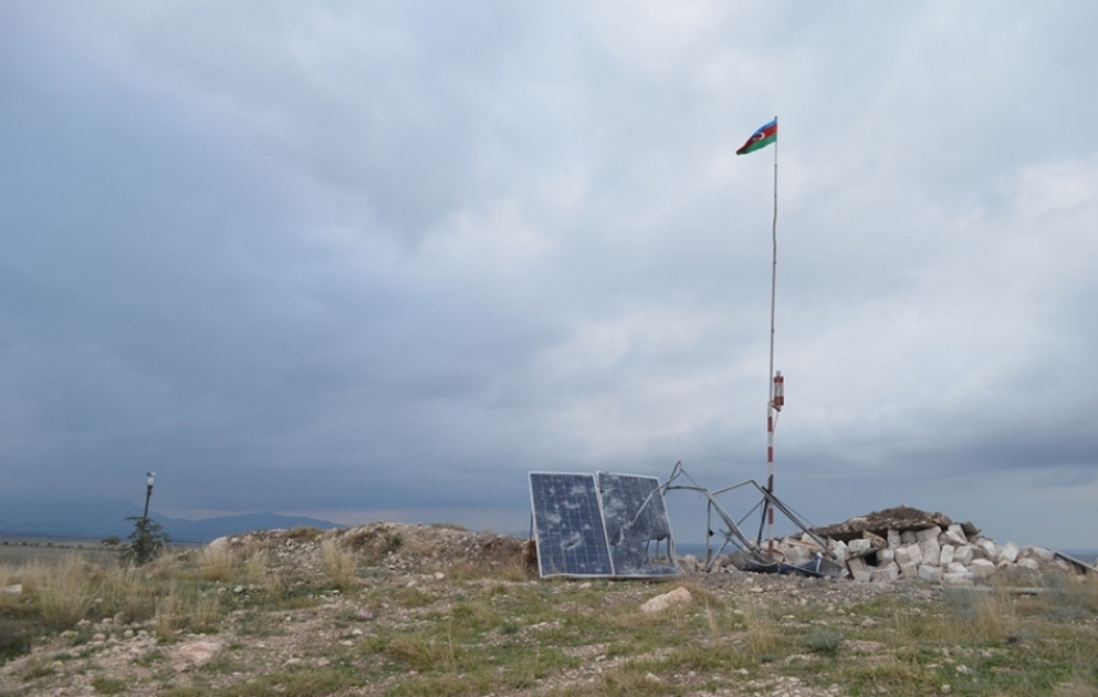 Armenische bewaffnete Einheiten verlassen Kampfposition unweit von Ortschaft Garakend in Chodschawänd Region VIDEO