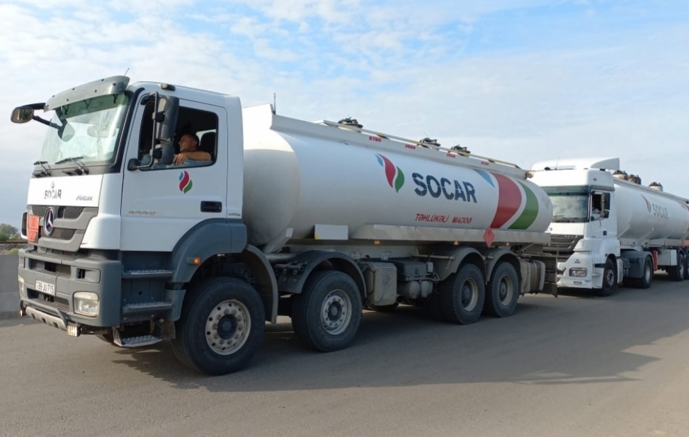 Azerbaijan sends fuel to Khankendi VIDEO