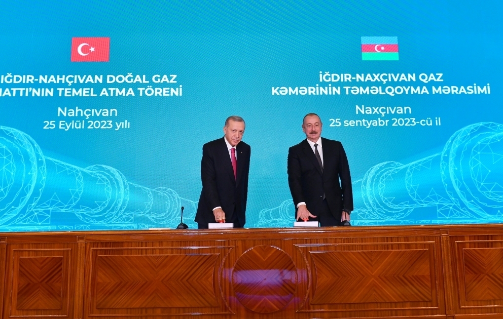 Les présidents Ilham Aliyev et Recep Tayyip Erdogan participent à la cérémonie de pose de la première pierre du gazoduc Igdir-Nakhtchivan VIDEO