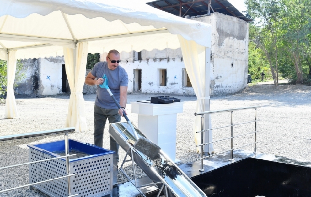 Zəngilan şəhərində 3-cü yaşayış kompleksinin təməli qoyulub YENİLƏNİB VİDEO