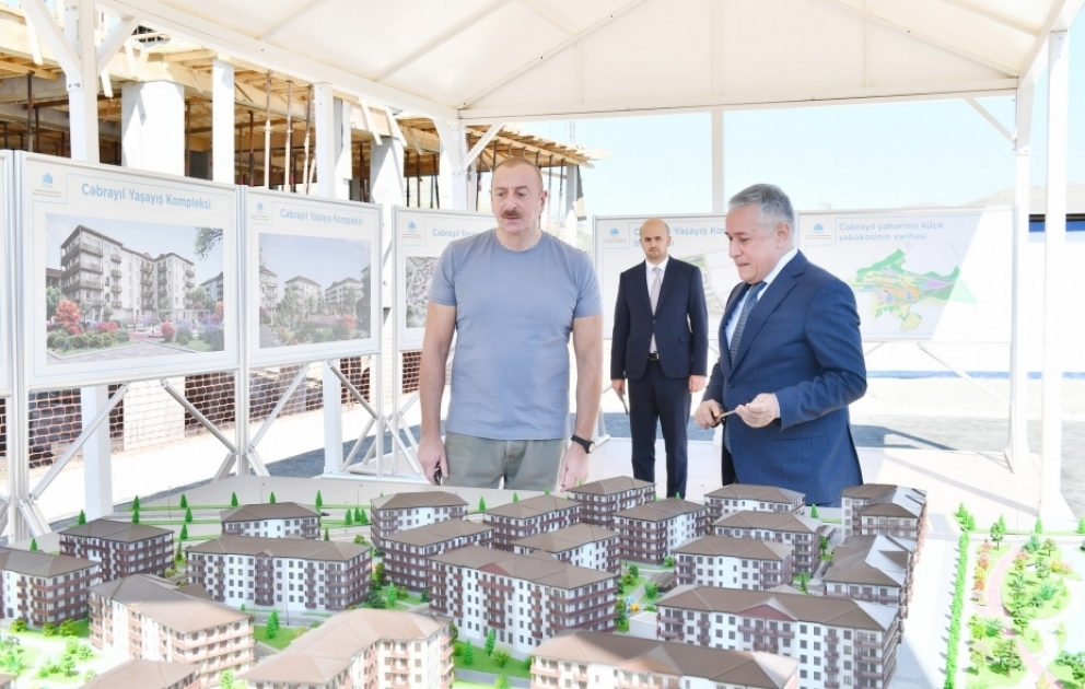 Президент Ильхам Алиев ознакомился со строительными работами, проводимыми в Джебраильском жилом комплексе ОБНОВЛЕНО ВИДЕО