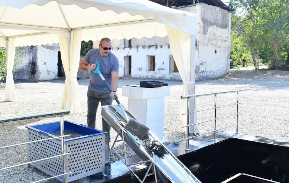 Grundstein für dritten Wohnkomplex in der Stadt Zangilan gelegt VIDEO