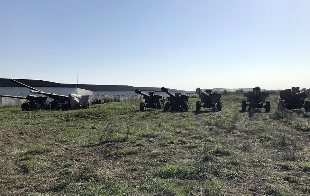 Azerbaijan’s Ministry of Defense releases video footage of seized artillery pieces in territory of Khojavend district VIDEO