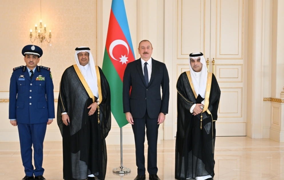 Präsident Ilham Aliyev empfängt neuen Botschafter des Königreichs Saudi-Arabien zur Entgegennahme seines Beglaubigungsschreibens AKTUALISIERT VIDEO