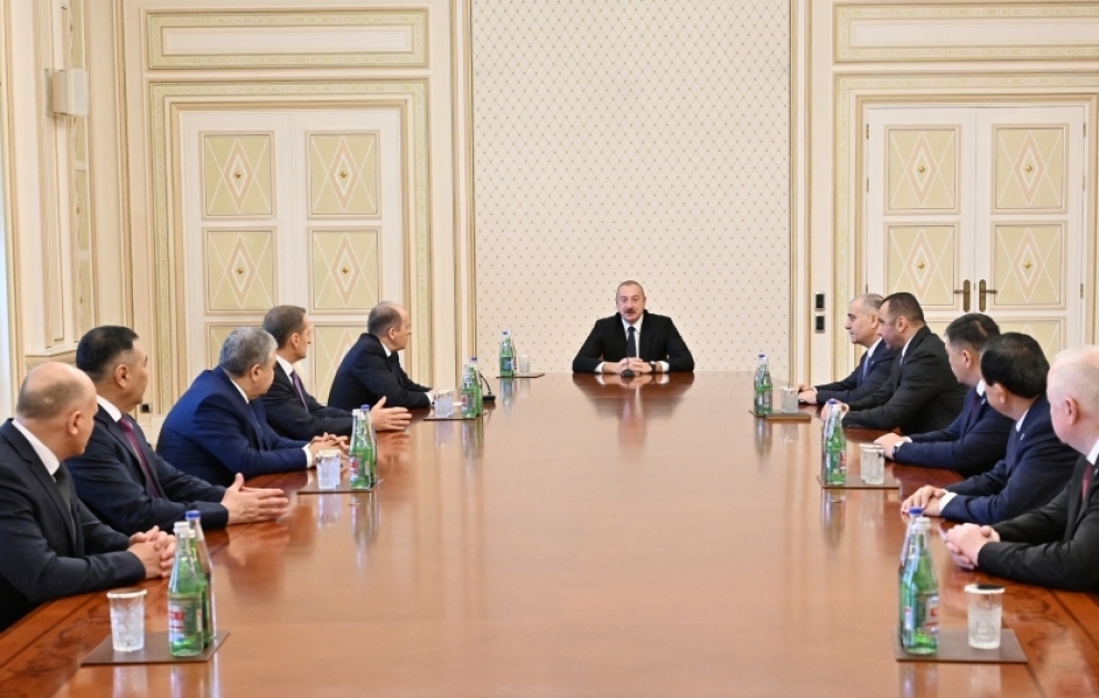 Präsident Ilham Aliyev empfängt Teilnehmer der 53. Sitzung des GUS-Rates der Leiter der Sicherheitsbehörden und Sonderdienste VIDEO