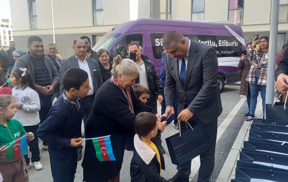 Another 22 families relocated to Fuzuli city get house keys VIDEO