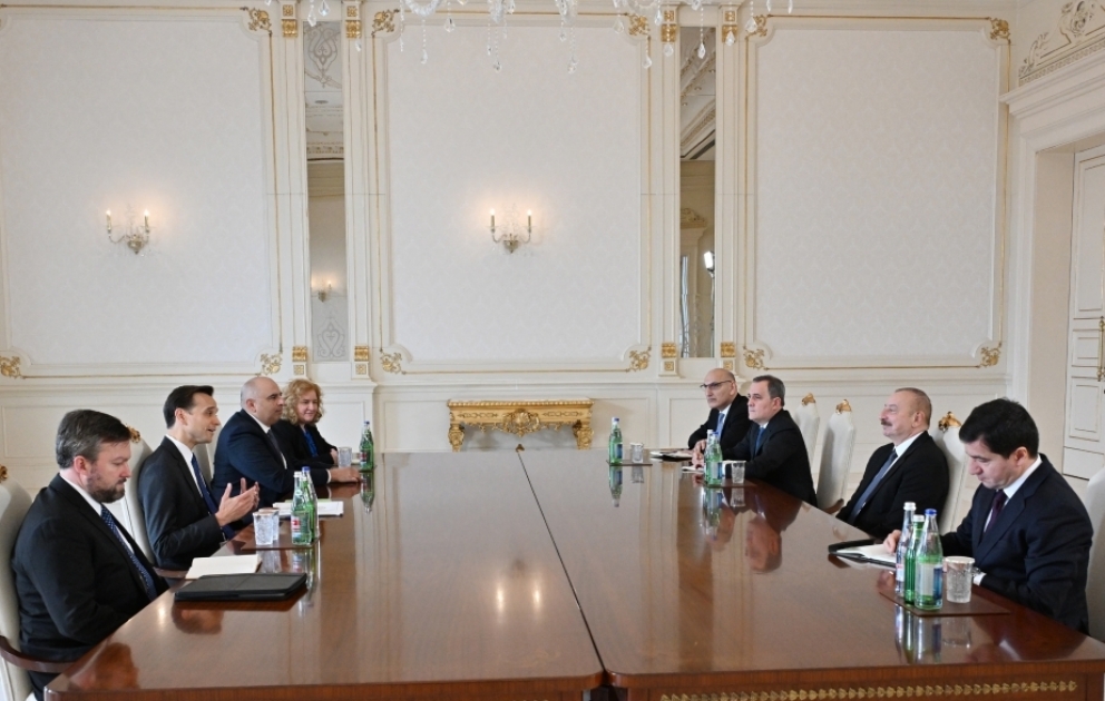 Prezident İlham Əliyev ABŞ Dövlət Departamentinin nümayəndəsini qəbul edib YENİLƏNİB VİDEO