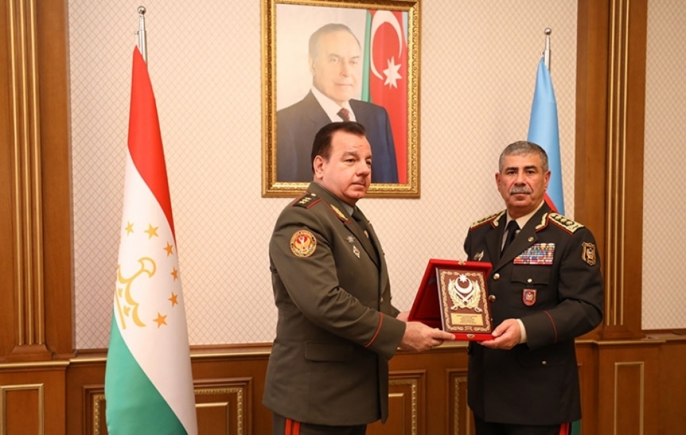 Azərbaycan ilə Tacikistan arasında hərbi əməkdaşlıq məsələləri müzakirə edilib VİDEO