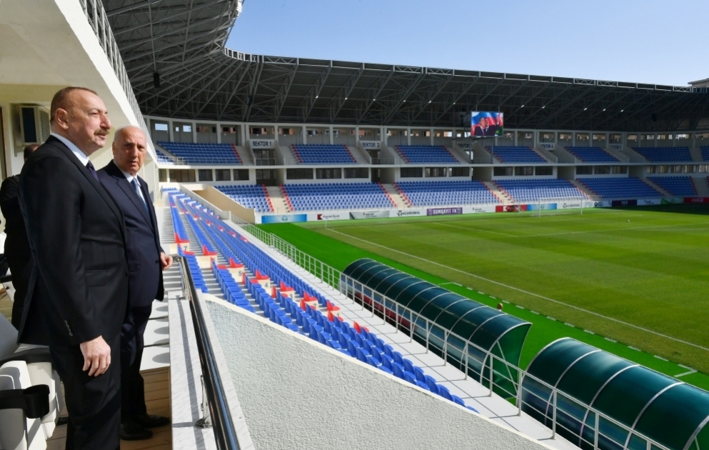 Prezident İlham Əliyev Mehdi Hüseynzadə adına Sumqayıt şəhər stadionunda yaradılan şəraitlə tanış olub VİDEO