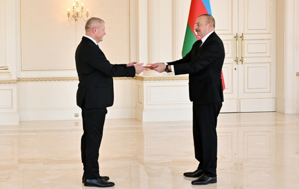 Präsident Ilham Aliyev empfängt neuen lettischen Botschafter AKTUALISIERT VIDEO