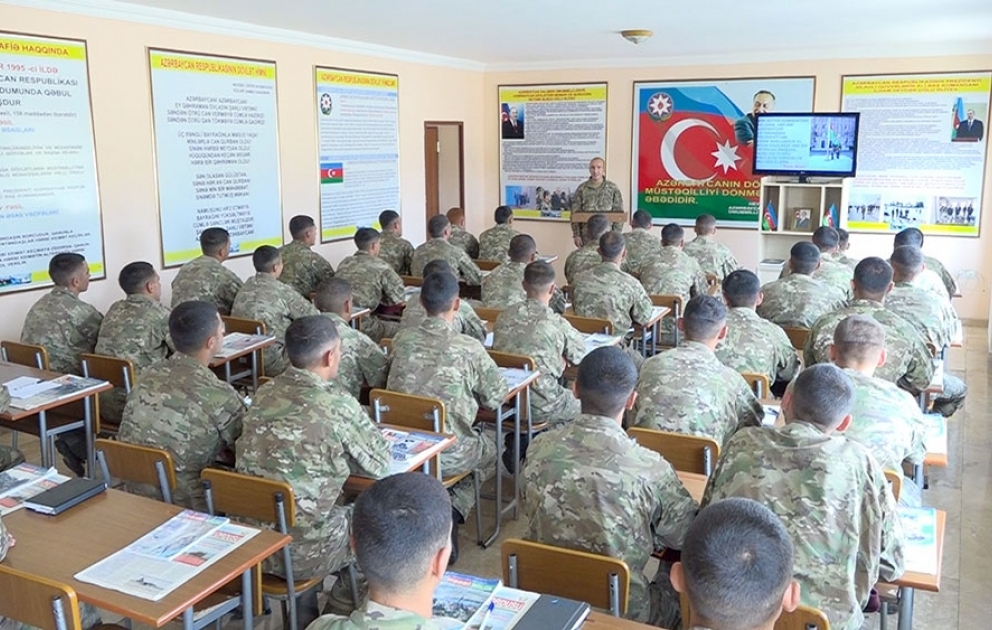 İlham Əliyevin Azərbaycan Prezidenti seçilməsinin 20 illiyi ilə əlaqədar Əlahiddə Ümumqoşun Orduda silsilə tədbirlər keçirilir VİDEO