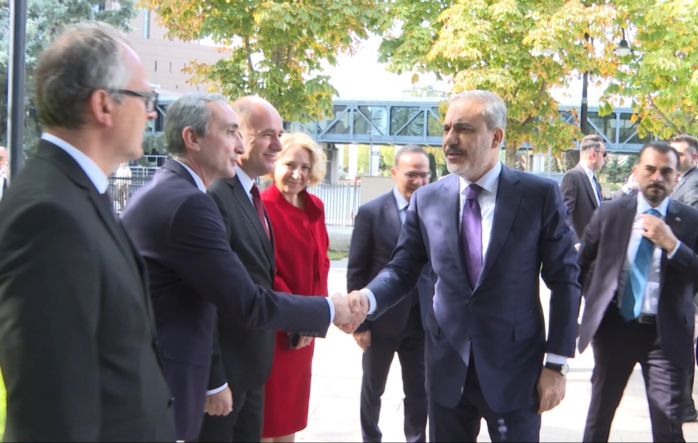 Hakan Fidan Aİ ölkələrinin Türkiyədəki səfirləri ilə görüşüb VİDEO