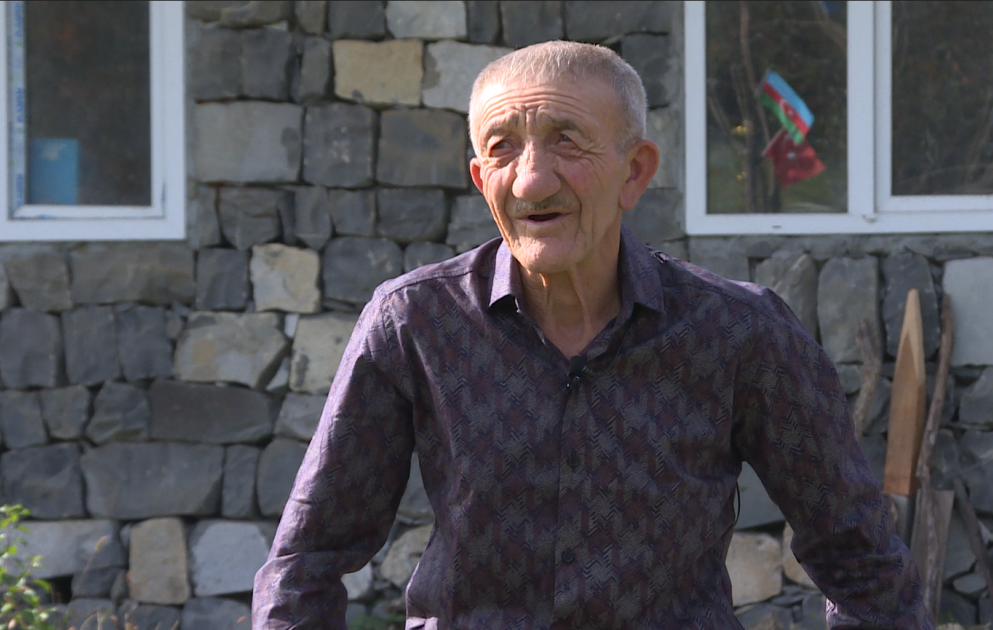 Zəfər Günü üçün fədakarlığı ilə məşhurlaşan arxa cəbhə qəhrəmanı - Hikmət baba VİDEO
