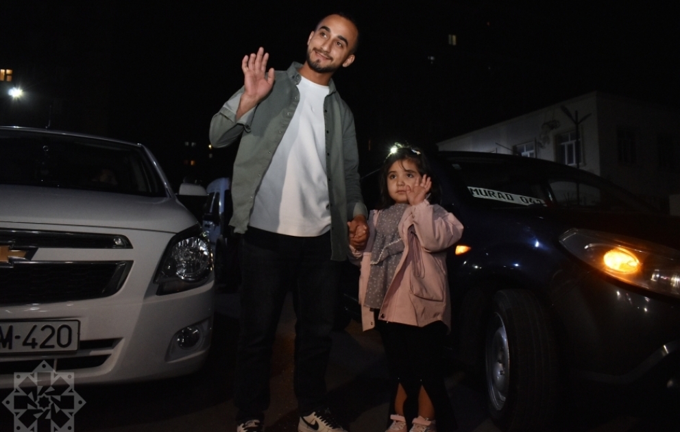 25 weitere Flüchtlingsfamilien aus Latschin kehren in ihr Heimatland zurück VIDEO