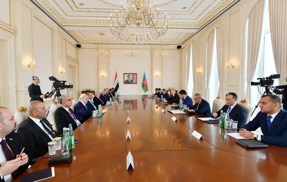 Azərbaycan və İraq prezidentlərinin geniş tərkibdə görüşü olub YENİLƏNİB -2 VİDEO