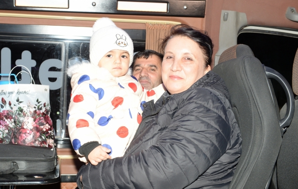 25 weitere Familien aus Füsuli kehren in ihre Heimatstadt zurück VIDEO