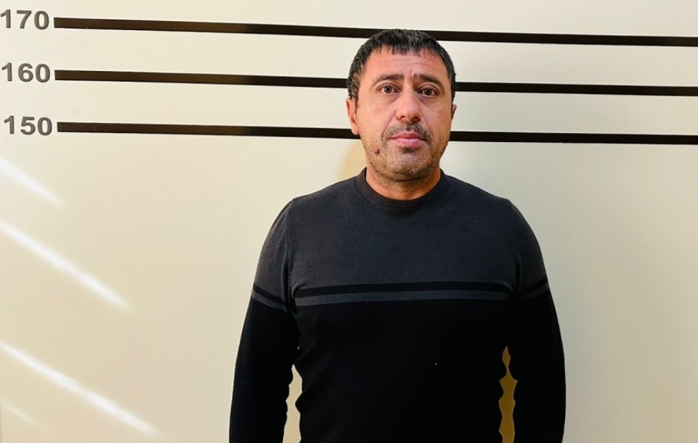 Avtomobil elanları saytında vətəndaşlara qarşı dələduzluq edən şəxs saxlanılıb VİDEO