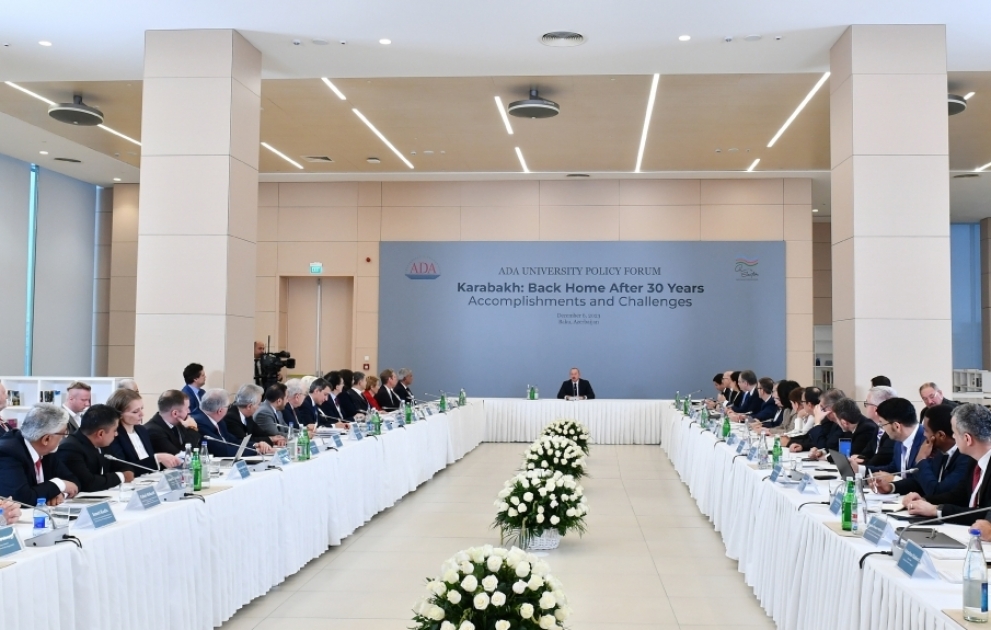 Le président Ilham Aliyev participe à un forum intitulé « Le Karabagh : retour au foyer 30 ans après. Réalisations et défis »  MIS A JOUR VIDEO