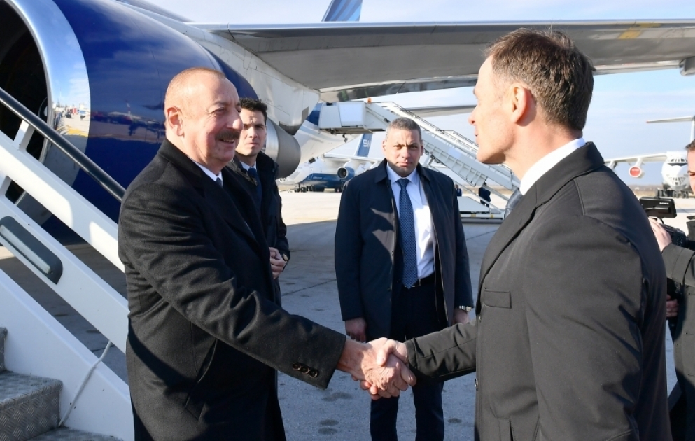 Президент Азербайджана Ильхам Алиев прибыл с рабочим визитом в Сербию ВИДЕО