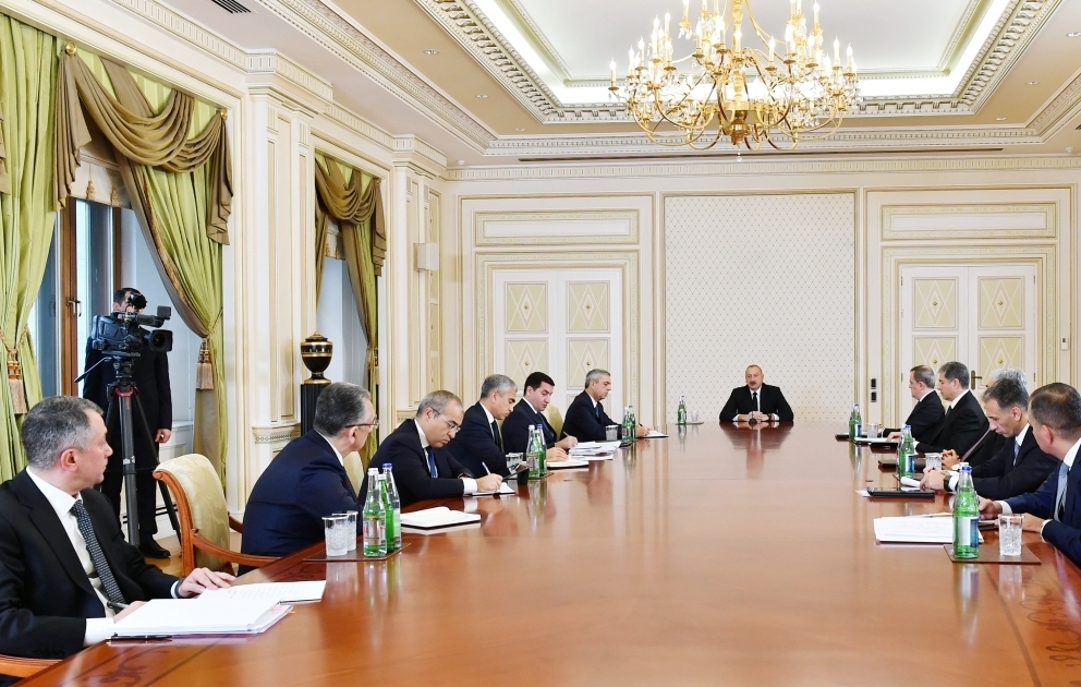 Une réunion consacrée à l’organisation de la COP29 en Azerbaïdjan se tient sous la présidence d’Ilham Aliyev  MIS A JOUR VIDEO