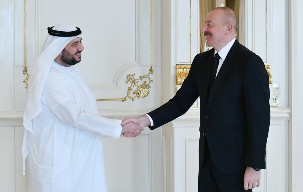 Präsident Ilham Aliyev empfängt Investitionsminister der Vereinigten Arabischen Emirate AKTUALISIERT VIDEO