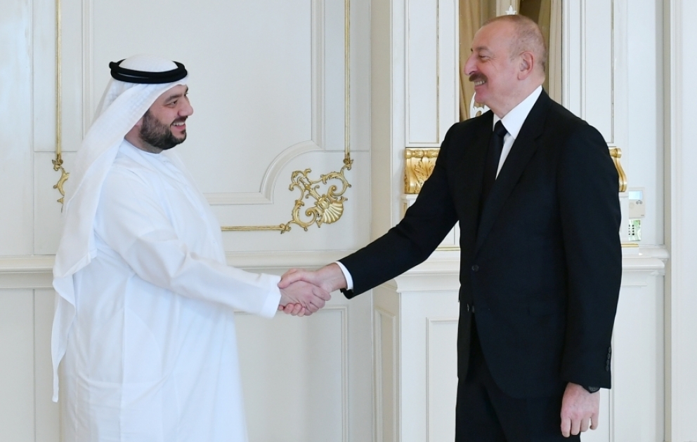 Le président azerbaïdjanais reçoit le ministre émirati de l’Investissement VIDEO