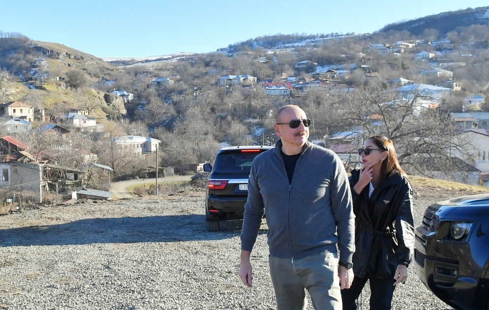 President Ilham Aliyev and First Lady Mehriban Aliyeva viewed village of Shushakend in Khojaly district VIDEO