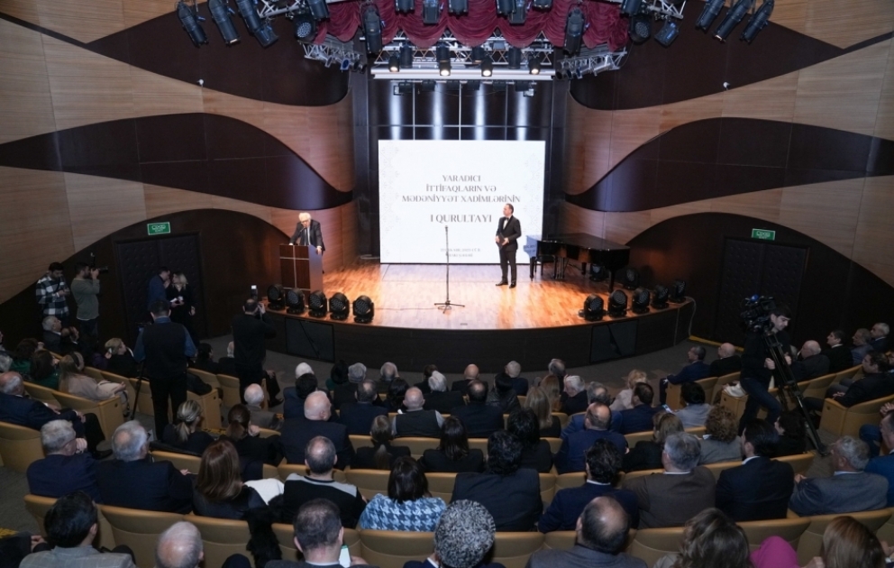 Bakıda Yaradıcı İttifaqların və Mədəniyyət Xadimlərinin birinci qurultayı keçirilib VİDEO