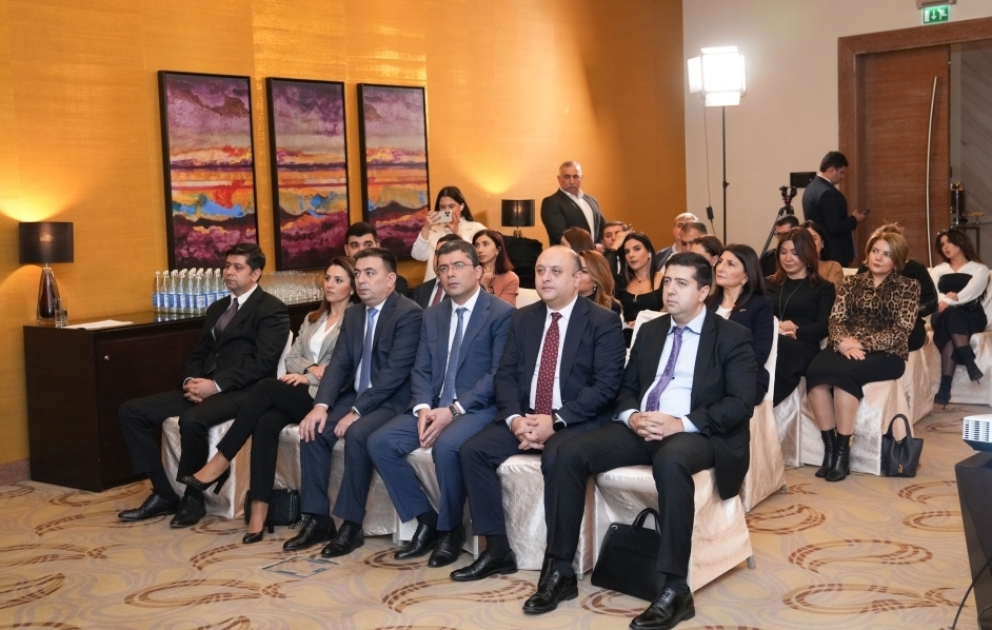 AZƏRTAC-ın təşkilatçılığı ilə “Azərbaycan mətbuatının inkişafında Ümummilli Lider Heydər Əliyevin rolu” mövzusunda konfrans keçirilib YENİLƏNİB VİDEO