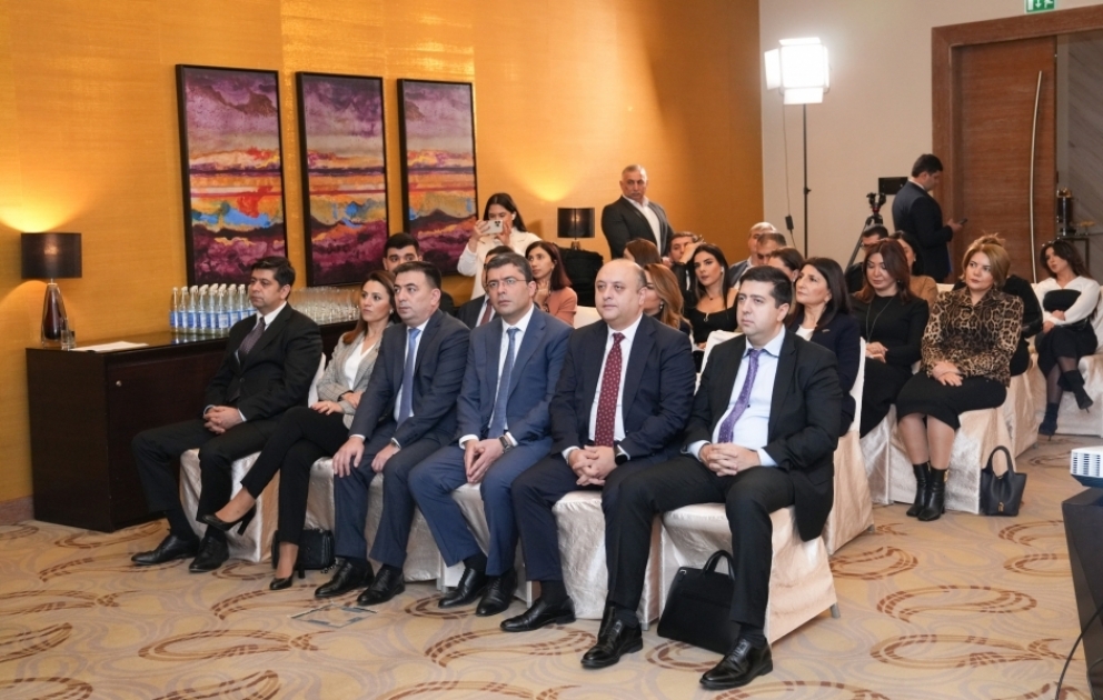 Konferenz zum Thema „Rolle von Nationalleaer Heydar Aliyev in der Entwicklung der aserbaidschanischen Presse“ in Baku VIDEO
