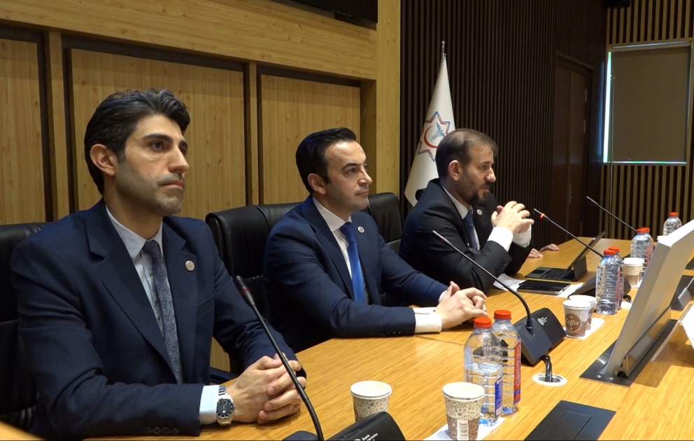 Yeni Klinikada icbari tibbi sığorta çərçivəsində unikal, dəyəri yüksək cərrahi əməliyyat uğurla icra edilib VİDEO