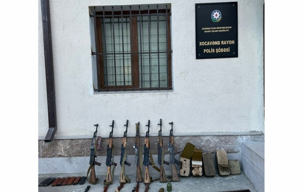Polis əməkdaşları Xocavənddə silah-sursat aşkarlayıblar VİDEO
