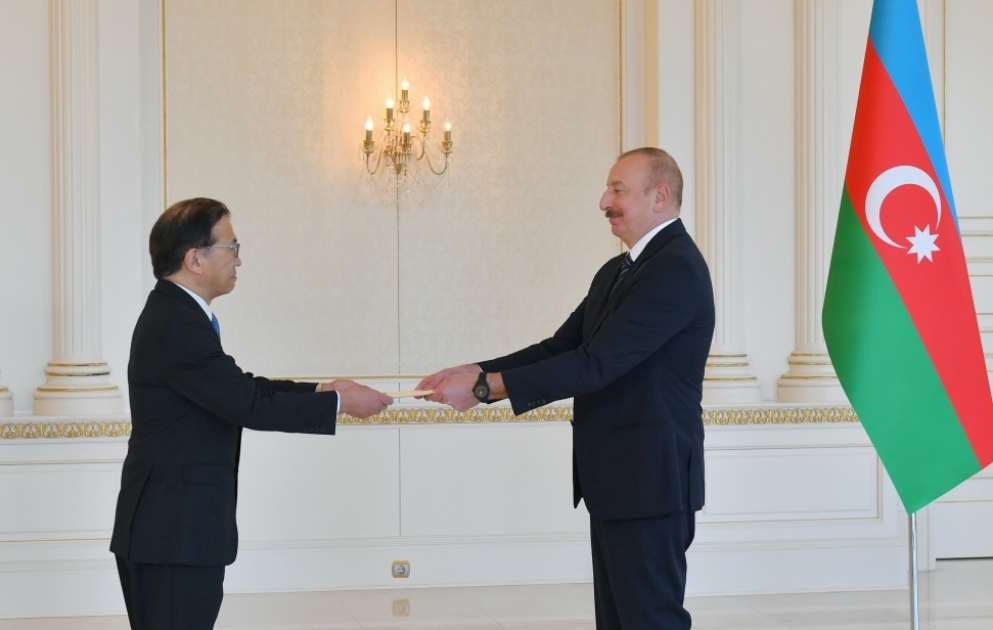 Neuer japanischer Botschafter in Aserbaidschan überreicht Präsident Ilham Aliyev sein Beglaubigungsschreiben  AKTUALISIERT VIDEO