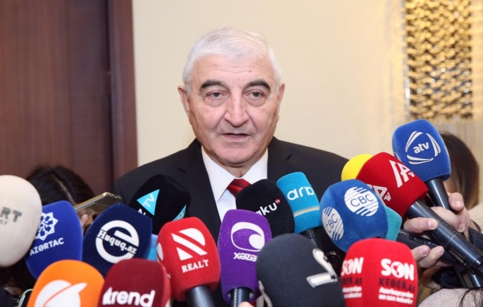 Məzahir Pənahov: Bu günə qədər 17 nəfərin prezidentliyə namizədliyinin irəli sürülməsi təsdiqlənib VİDEO