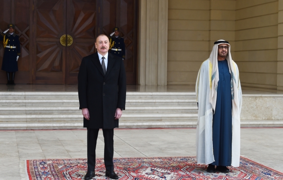 Birləşmiş Ərəb Əmirliklərinin Prezidenti Şeyx Məhəmməd bin Zayed Əl Nəhyanın rəsmi qarşılanma mərasimi olub VİDEO